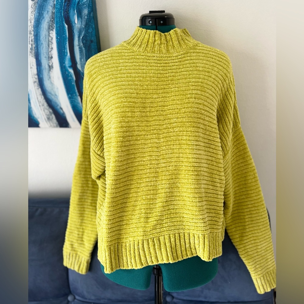Oversized knitwear
